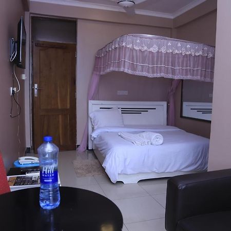 B10 Airport Lodge Dar es Salaam Exterior foto